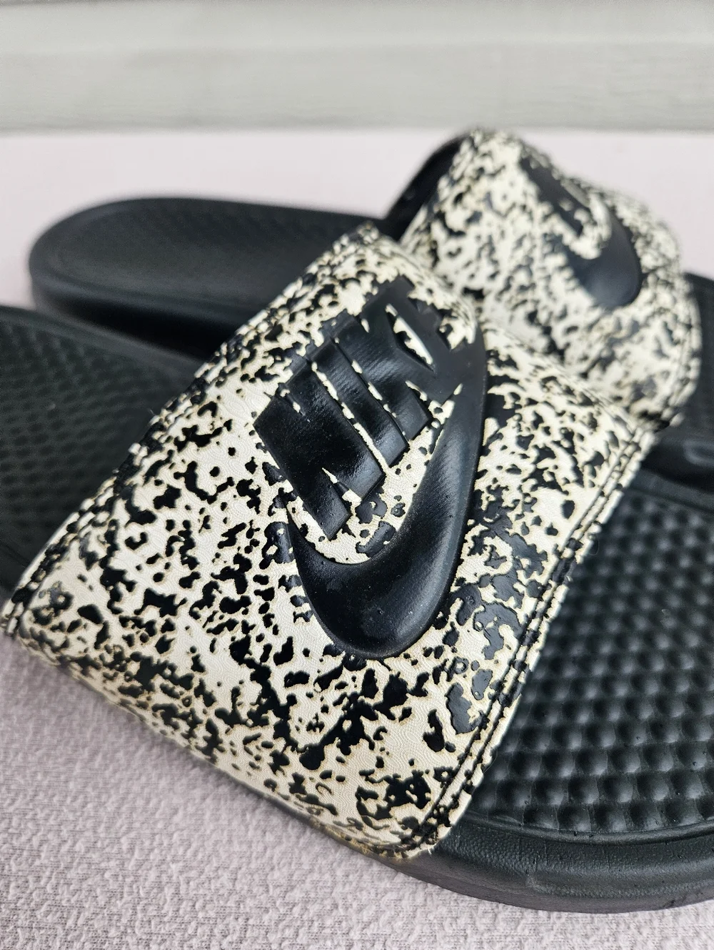 Nike Benassi JDI Slides Sandals Black White Men SZ 12 Slip-On Sports 631261-100